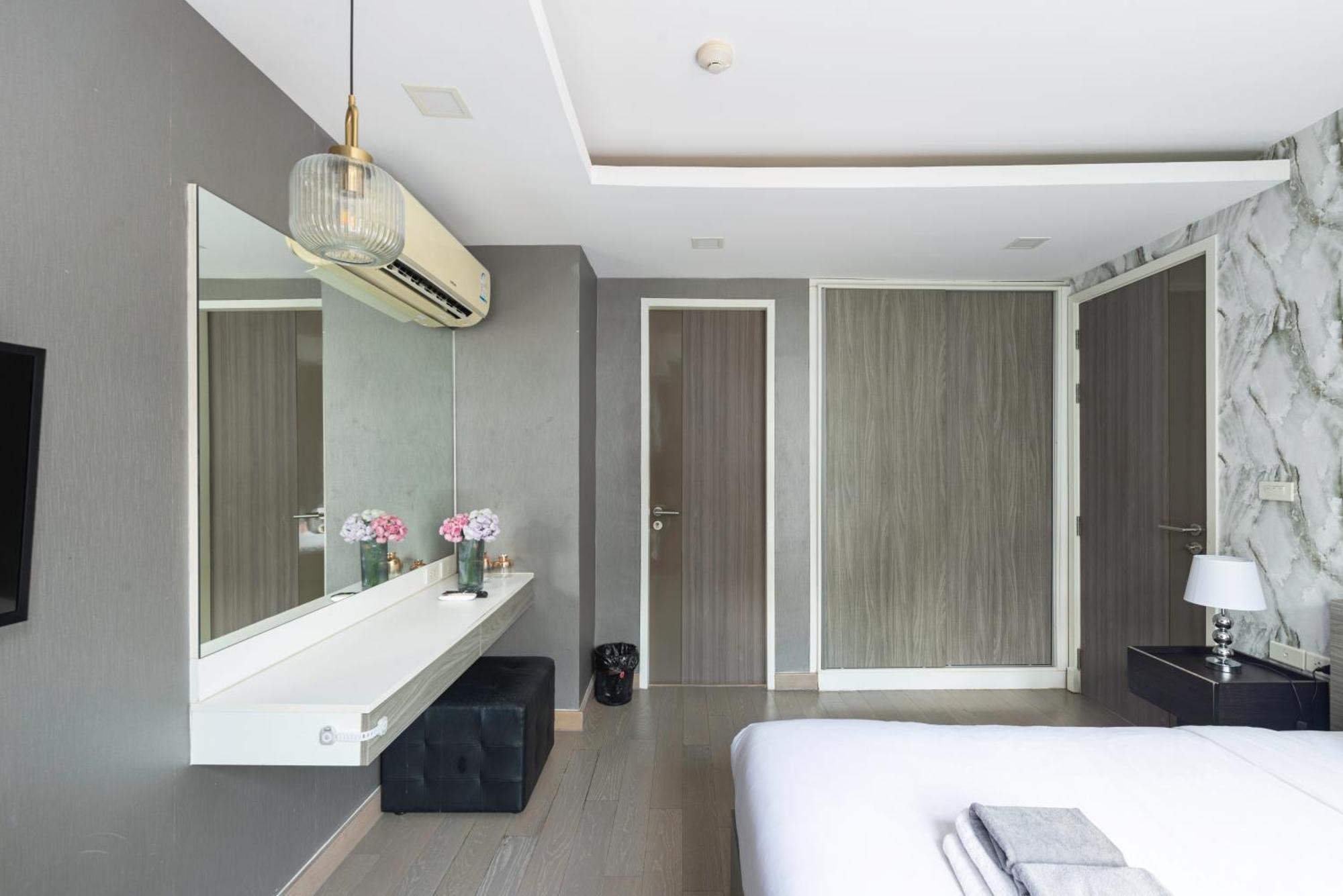 Ferienwohnung Dazzle Sukhumvit 7 By Lefoyer Bangkok Exterior foto