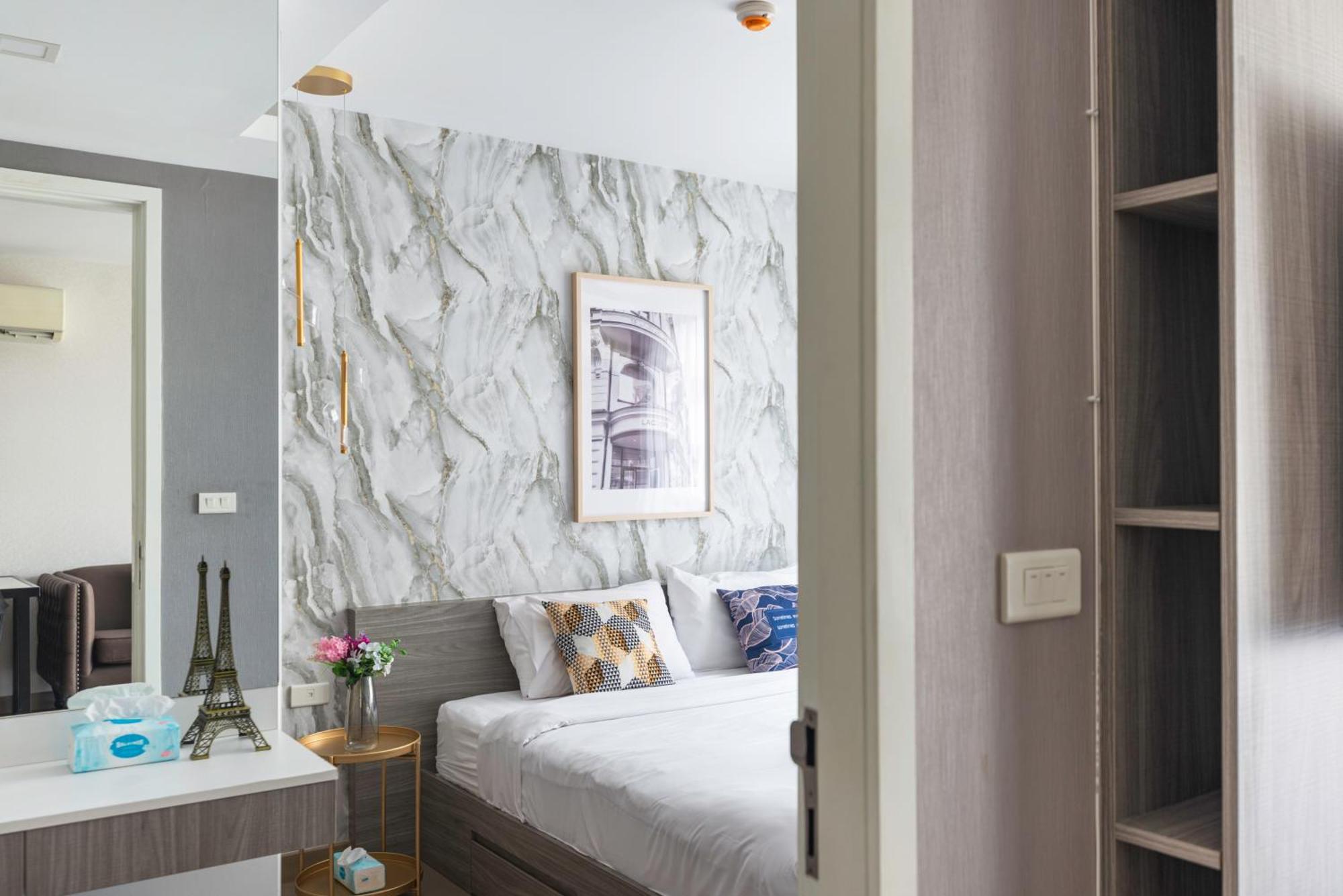 Ferienwohnung Dazzle Sukhumvit 7 By Lefoyer Bangkok Exterior foto