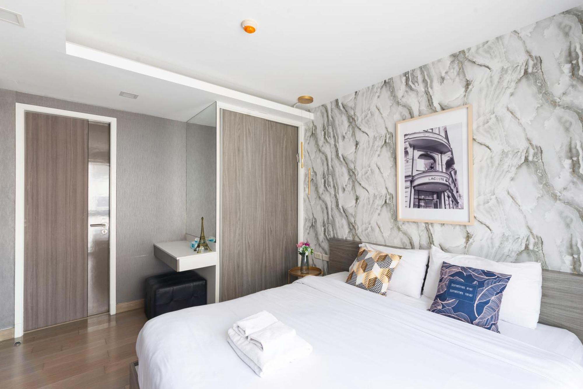 Ferienwohnung Dazzle Sukhumvit 7 By Lefoyer Bangkok Exterior foto