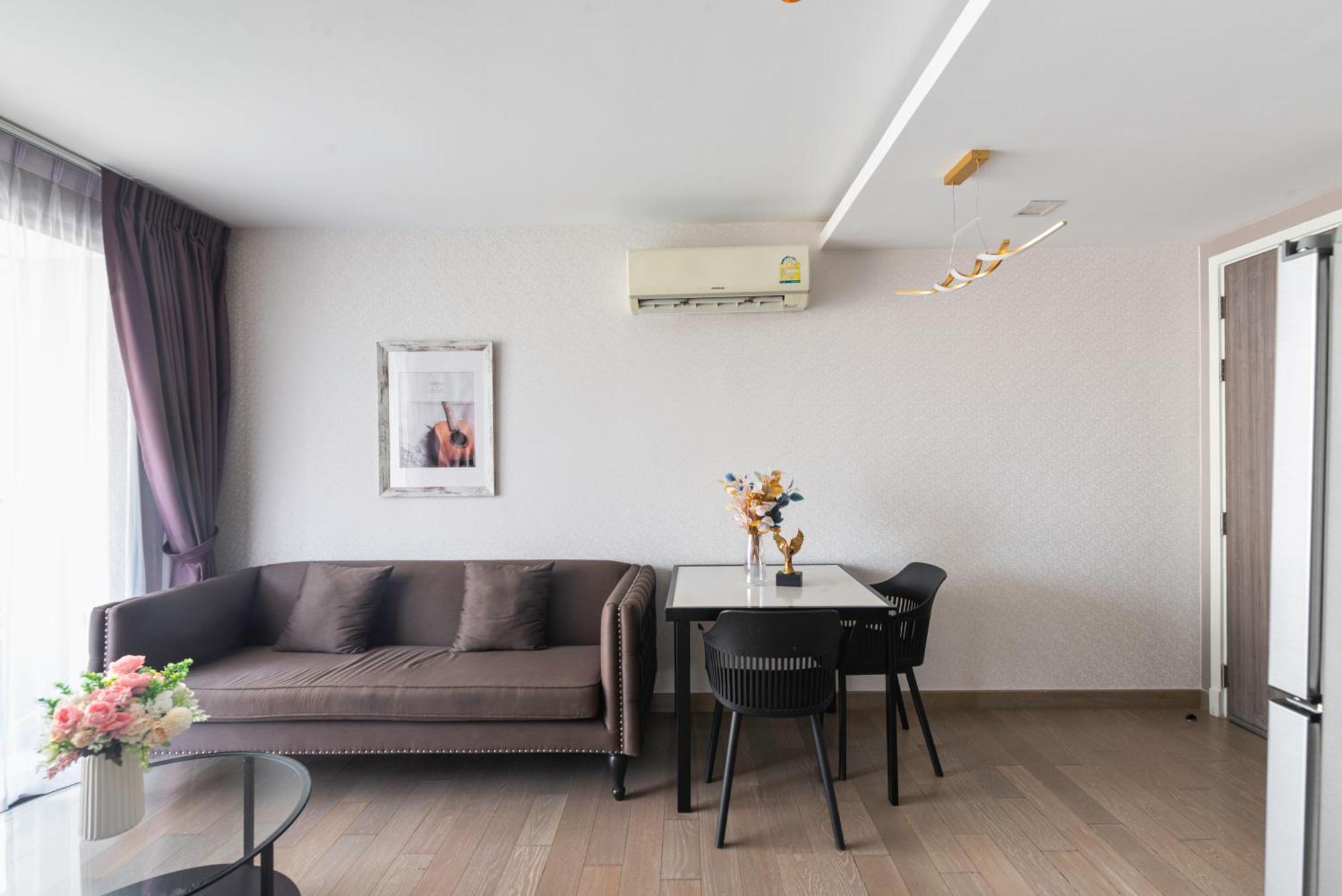 Ferienwohnung Dazzle Sukhumvit 7 By Lefoyer Bangkok Exterior foto